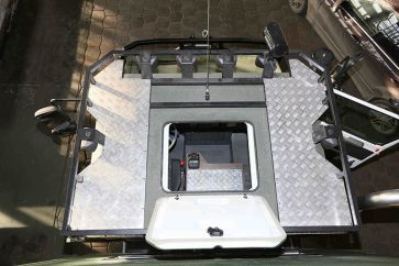Интерьер автодома Mercedes Benz Unimog